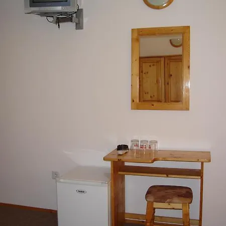 Zlatna Kotva - Andi Guest house