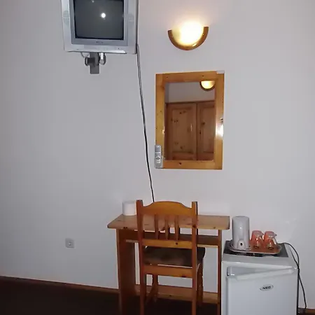 Zlatna Kotva - Andi Guest house